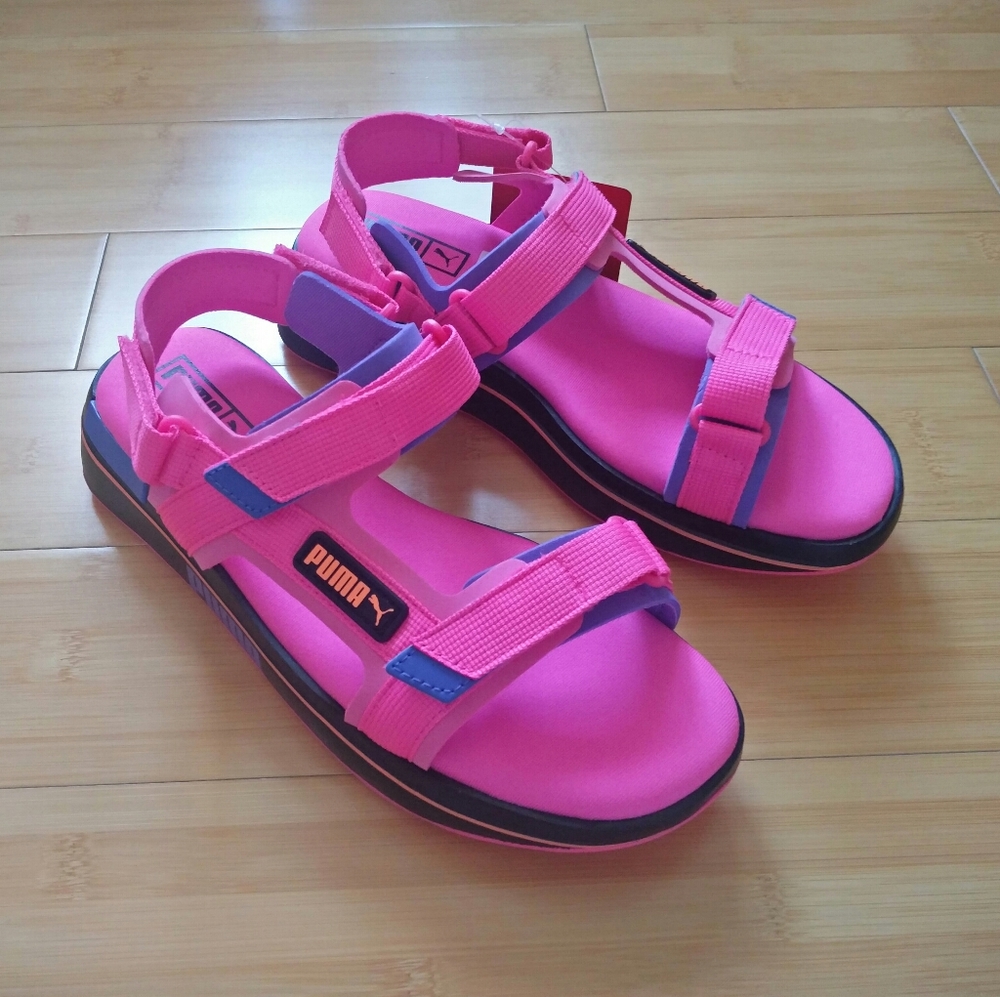 -NEW- Puma Future Rider Sandals Pink 9